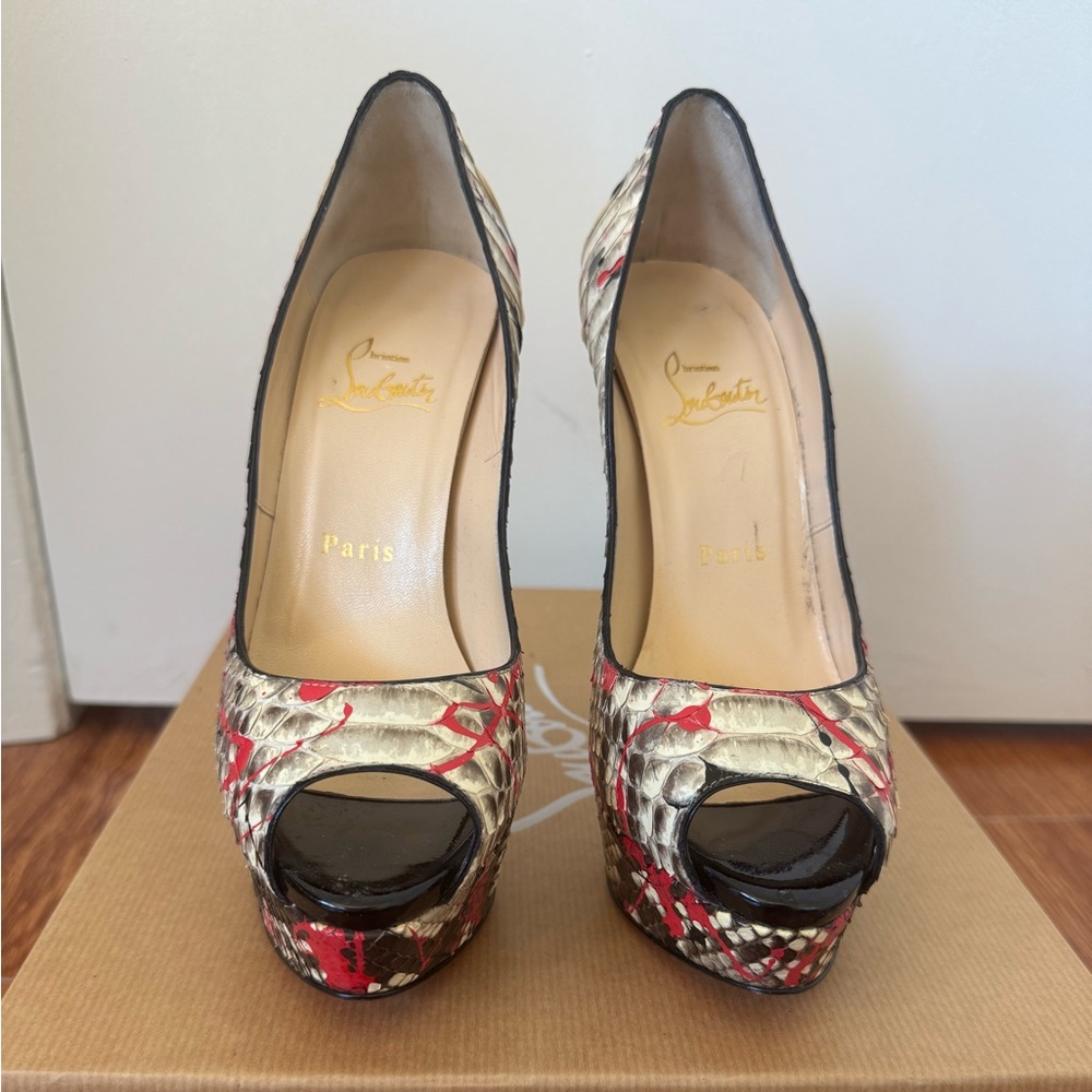 Christian louboutin wedges pumps size 37